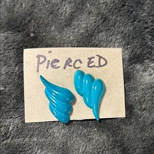 Blue Kids Wing-Shaped Pierced Earrings